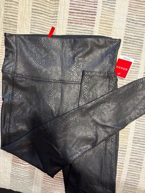 SPANX Black Faux-Snakeskin Leggings